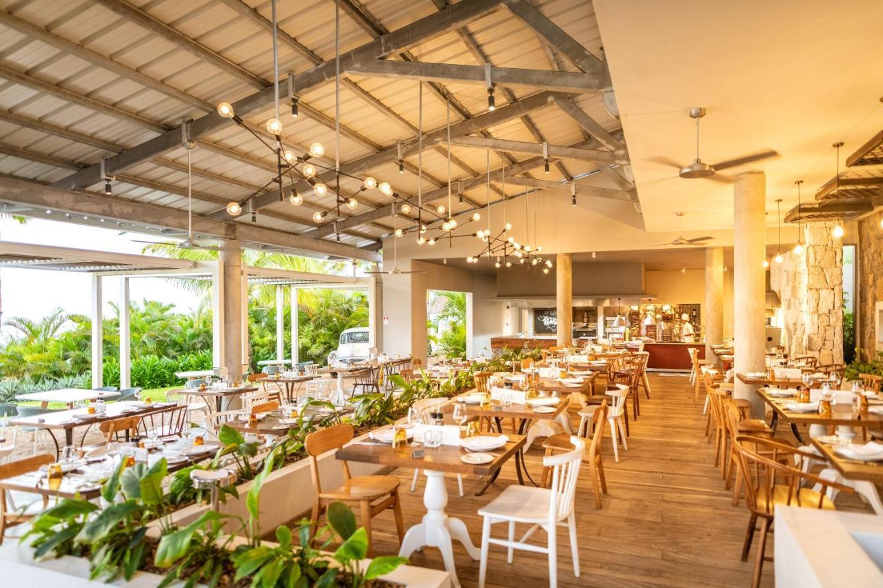 Victoria Beachcomber Resort & Spa - Victoria For 2 - Adults Only Pointe aux Piments ภายนอก รูปภาพ